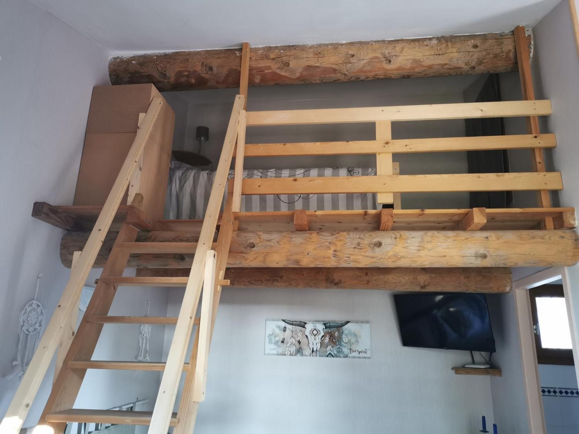 Studio Meuble Independant Chez L'Habitant 尤尚 外观 照片
